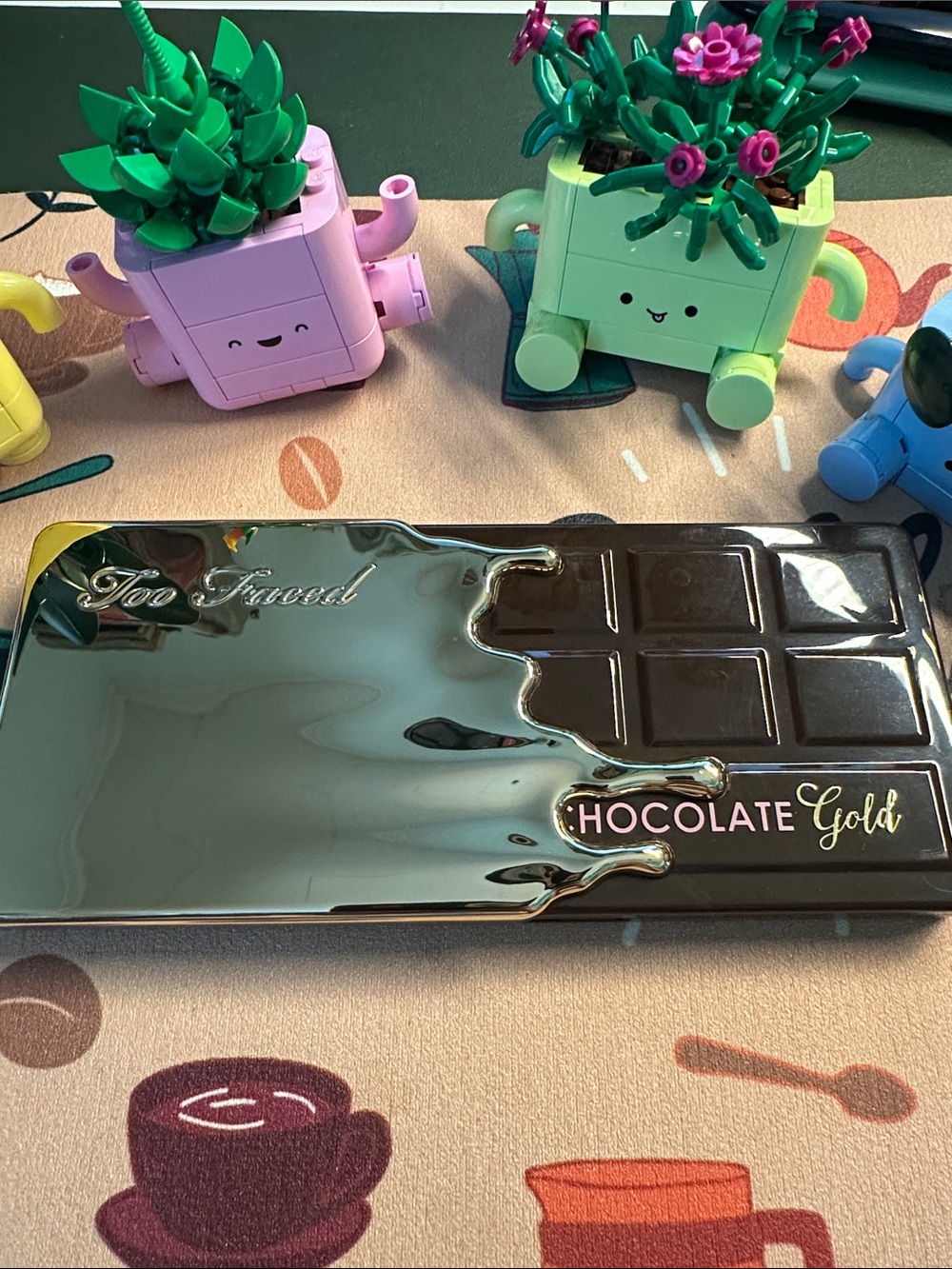 Too Faced Chocolate Gold